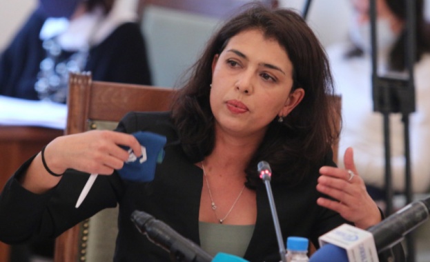 Ваня Григорова от КТ Подкрепа заяви пред БНТ че въвеждането