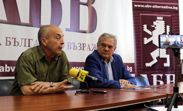 Мерките срещу COVID включително и единният цифров сертификат с който