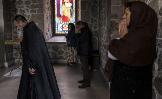 Влиятелната Руска православна църква упрекна хората отказващи да се ваксинират