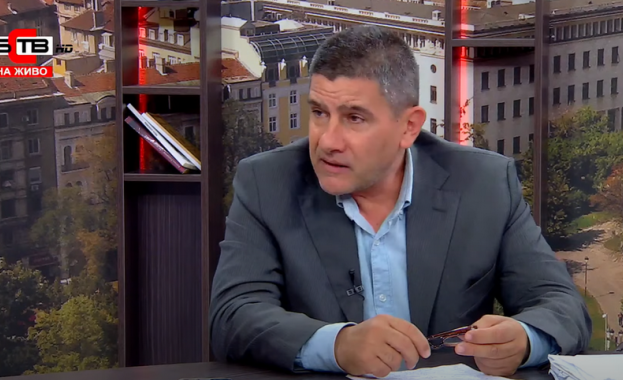 Отказът от национална валута е отказ от национален суверенитет Аз