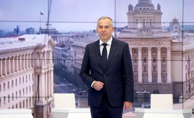 Аделина Радева Бойко Василев и Добрина Чешмеджиева ще водят изборното