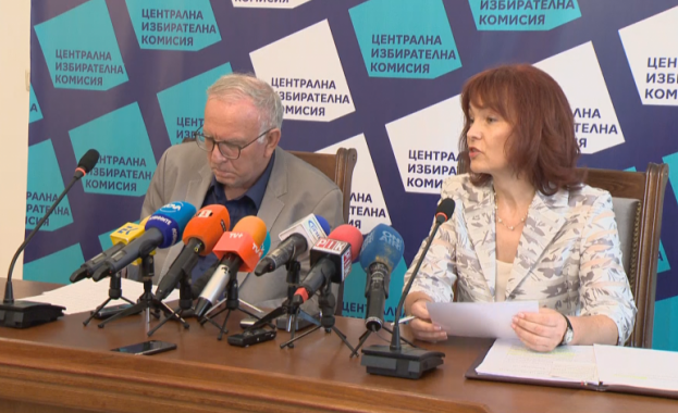 Централната избирателна комисия даде информация относно това как продължава подготовката