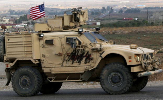 Американските военни бяха подложени на обстрел в Източна Сирия коментира