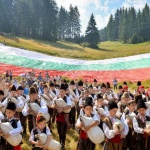 Гайдарско надсвирване и събор събира хиляди на поляните край Гела