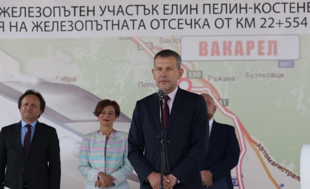 Служебният министър на транспорта Георги Тодоров даде днес старт на