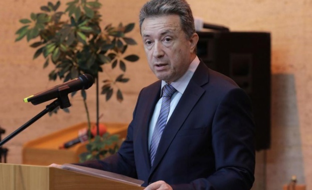 Правосъдният министър в служебното правителство Янаки Стоилов свиква Висшия съдебен
