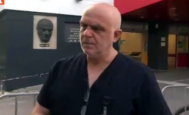 Д р Стойчо Кацаров се е лекувал в Пирогов през януари