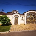 Арестуваха руски полицейски шеф, построил малък Версай с подкупи (СНИМКИ)