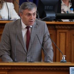 Карадайъ обвини Радев, че разделя нацията, а Рашков – в репресии 