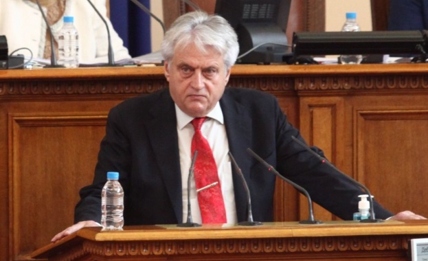 Остра размяна на реплики между служебния вътрешен министър Бойко Рашков