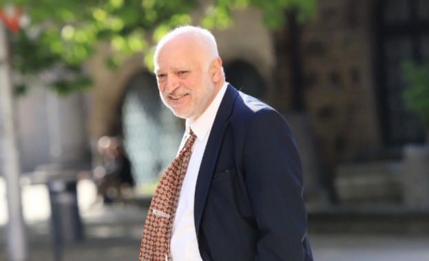 Служебният министър на културата Велислав Минеков ще отговаря на въпроси