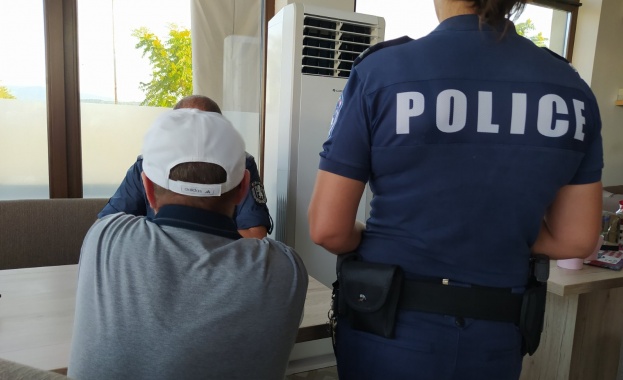 Операцията е проведена от служители на ГДНП и колегите им