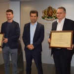 Кирил Петков връчи два сертификата по реда на Закона за насърчаване на инвестициите 