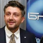 Даниел Киряков: Приликите между джипката и дивана са много ясни 