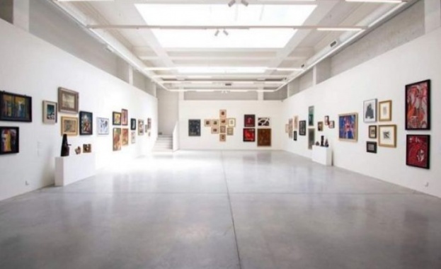 Изложбата на плевенския скулптор Красимир Яков остава в София до 9 август