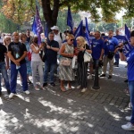 Медиците подновяват протестите си