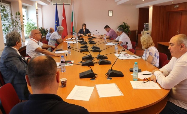 Политическият съвет на коалицията БСП за България прие следното решение:1.