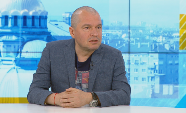 Тошко Йорданов за Кирил Петков: Той обеща на БСП да даде кодовете за машините и че резултатът им ще се вдигне с 4%