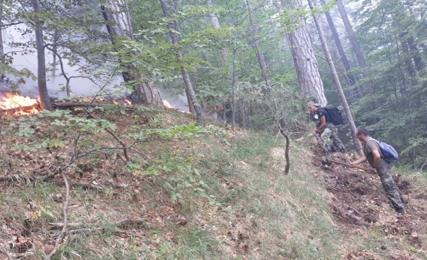 Военнослужещи от 4 и артилерийски полк от състава на Сухопътните войски