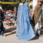 Бичувания, екзекуции, принудителни бракове: Какво очаква жените при талибаните 