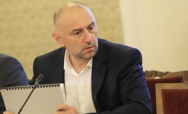 Кандидатурата на Илиян Михов за управител на БНБ не е