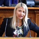 Двама бивши енергийни министри обвиниха в лобизъм депутатка от ИТН, тя отрече