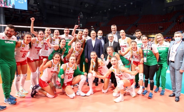 България очаквано стартира с успех над Гърция на Евроволей 2021