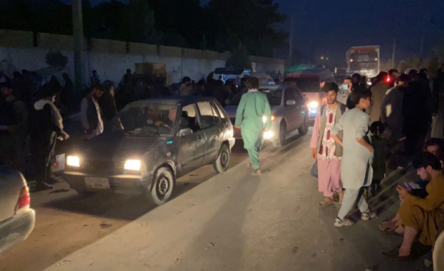 Великобритания предупреди гражданите си в Афганистан да не се приближават