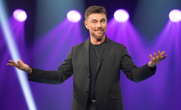 Поп звездата ще води най новия мултимедиен проект на обществената телевизия Форматът