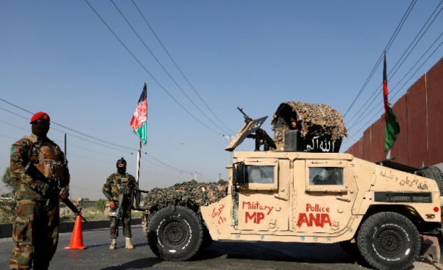 Двоен самоубийствен бомбен атентат е бил извършен в района на