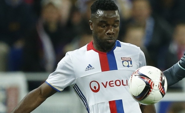 Бърнли привлече официално национала на Кот д Ивоар Максуел Корне от