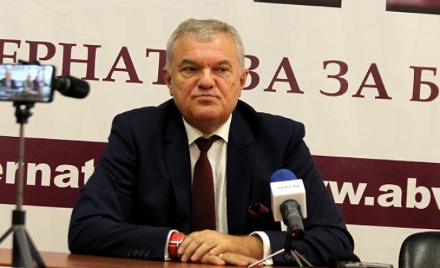 Лидерът на АБВ Румен Петков поздрави българите по повод 136