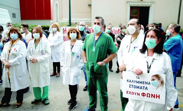 Неваксинираните могат да се върнат на работа след първа доза