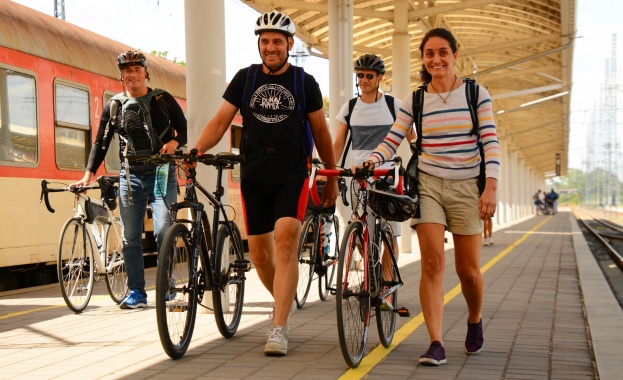 Близо 50 участника в колоездачния преход Дунав Ултра пътуваха с