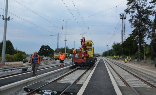 Реконструкцията на жп инфраструктурата между Русе и Каспичан щепозволява движение