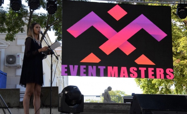 Уникален куклен марионетен спектакъл и хоротека през втория фестивален ден