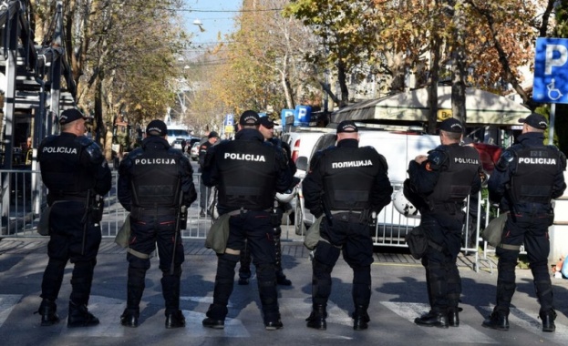 Черногорският телевизионен канал Н1 предава репортажи от протеста в Цетине