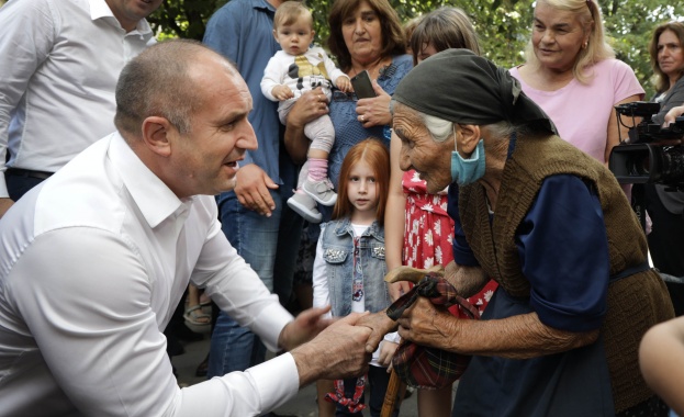 Трябва да мислим за сигурни гаранции и подкрепа така че