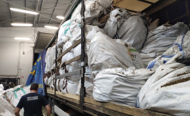 4580 кг индустриален коноп със завишени нива на активното вещество