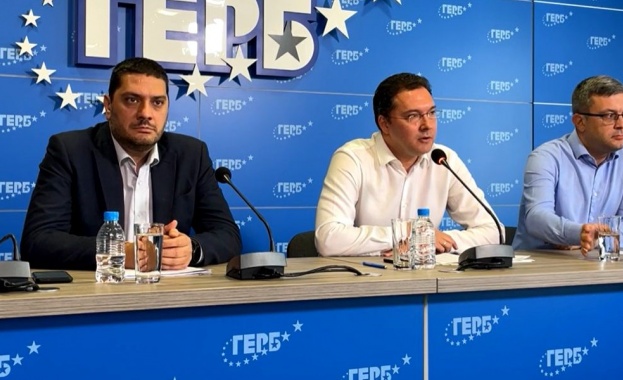 Президентът днес обяви работата на служебния кабинет до момента като