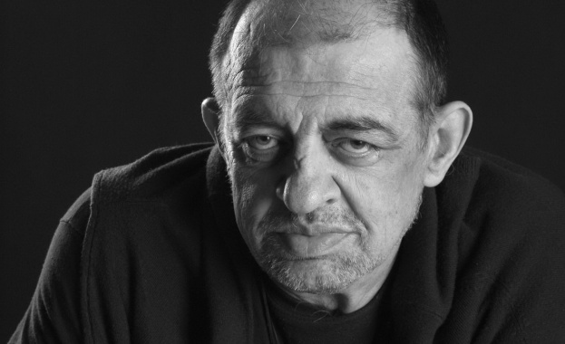 На 56 годишна възраст почина варненският журналист политик и писател Неделчо