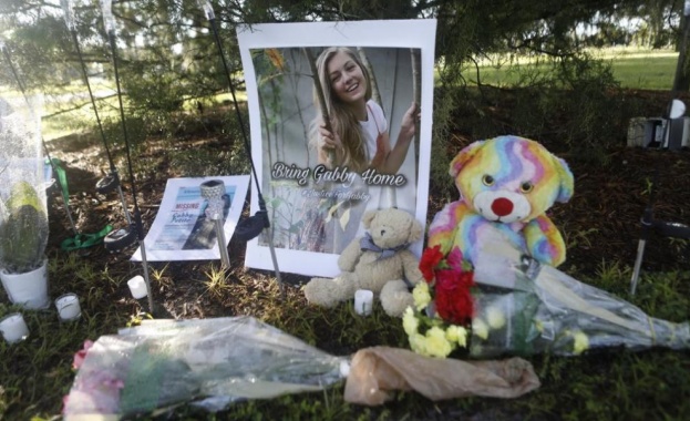 Смъртта на 22-годишна YouTube звезда разтърси Америка 