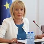 Манолова: Мерките срещу високата цена на тока трябва да започнат да се случват незабавно