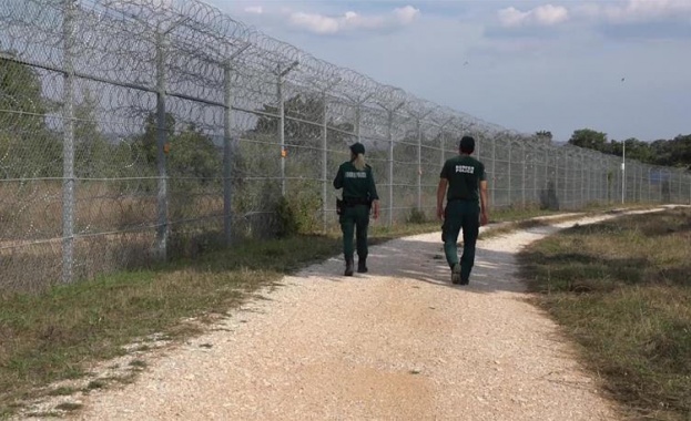  МВР вече стопанисва оградата по границата с Турция 