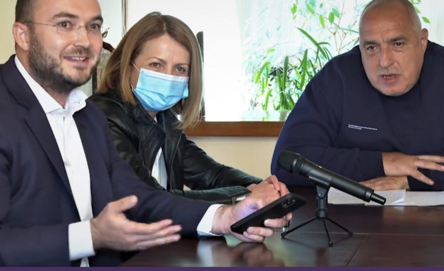 Независимият общински съветник Борис Бонев съобщи днес че новият председател