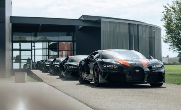 Bugatti произведе първите осем Chiron Super Sport 300+
