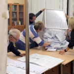 Изборите в Русия легитимираха казионните партии