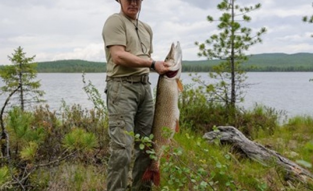 Владимир Путин замина на риболов в Сибир
