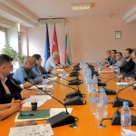 Нинова: Предлагаме 4 конкретни мерки, които ще доведат до намаляване на цените за домакинствата