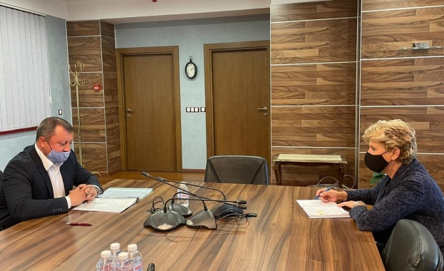 Министерството на регионалното развитие и благоустройството ще съдейства за довършването